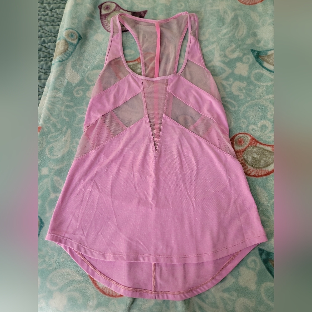 Lululemon tank
